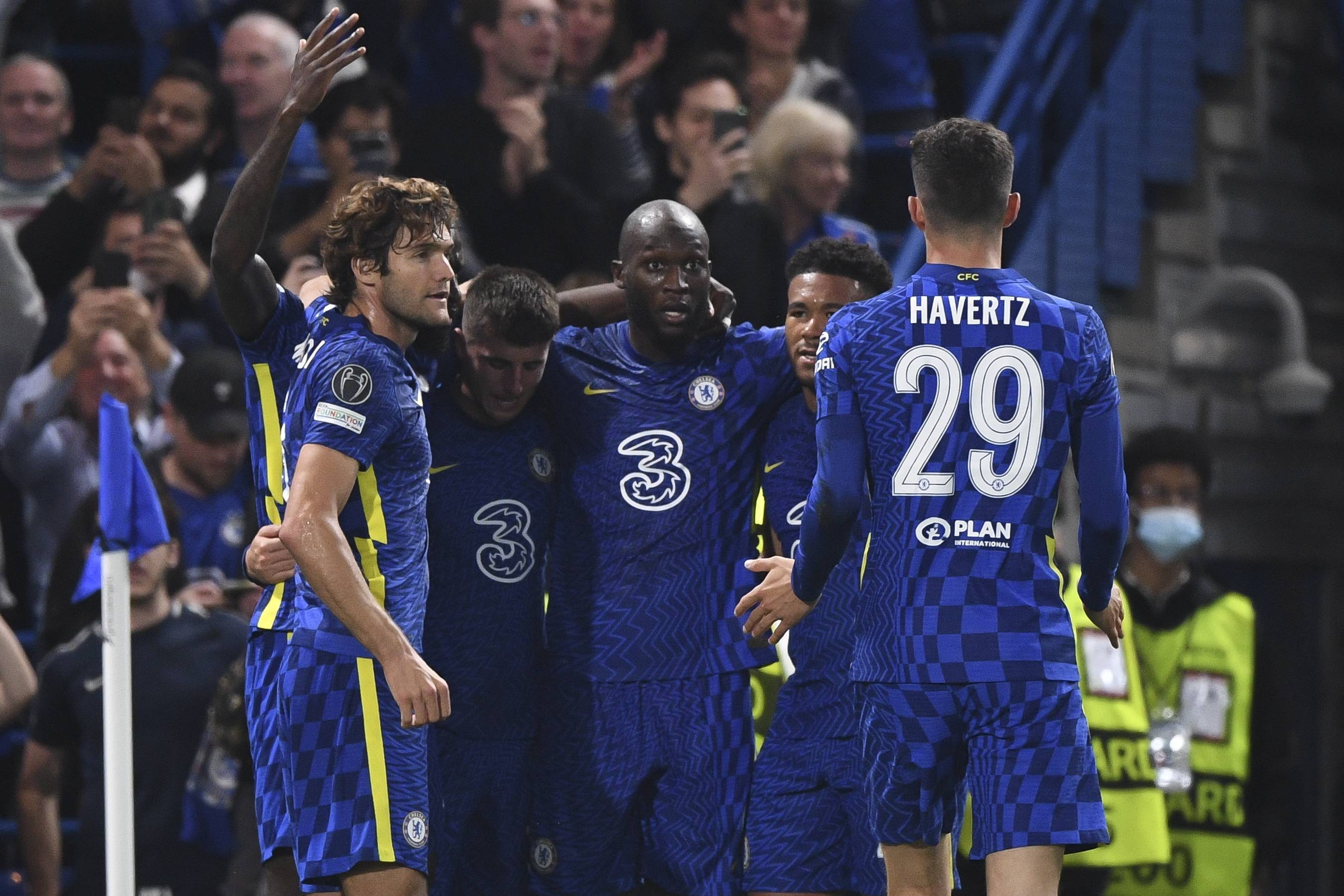 国际足球赛事在欧洲热火展开