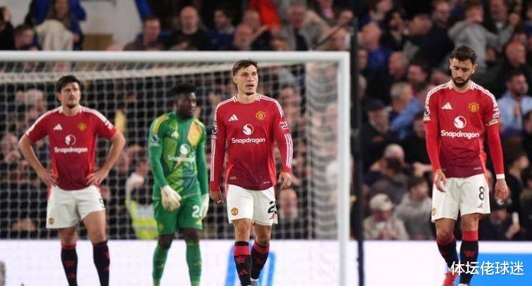 那不勒斯前锋大放异彩，破门成为焦点