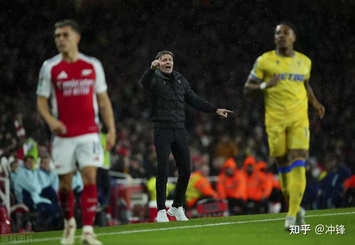 阿森纳主场逆转获胜，止住连败颓势