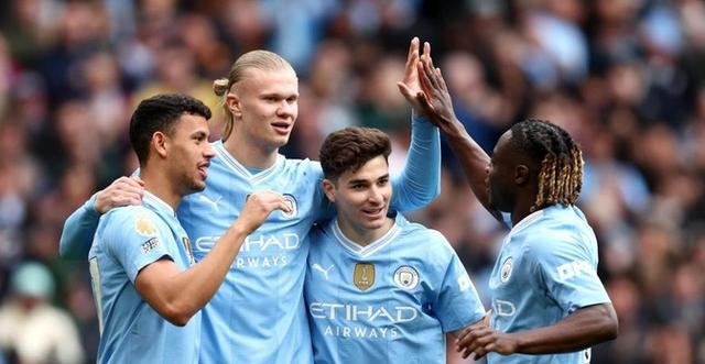 曼城客场告捷，主帅扬言登上英超宝座！