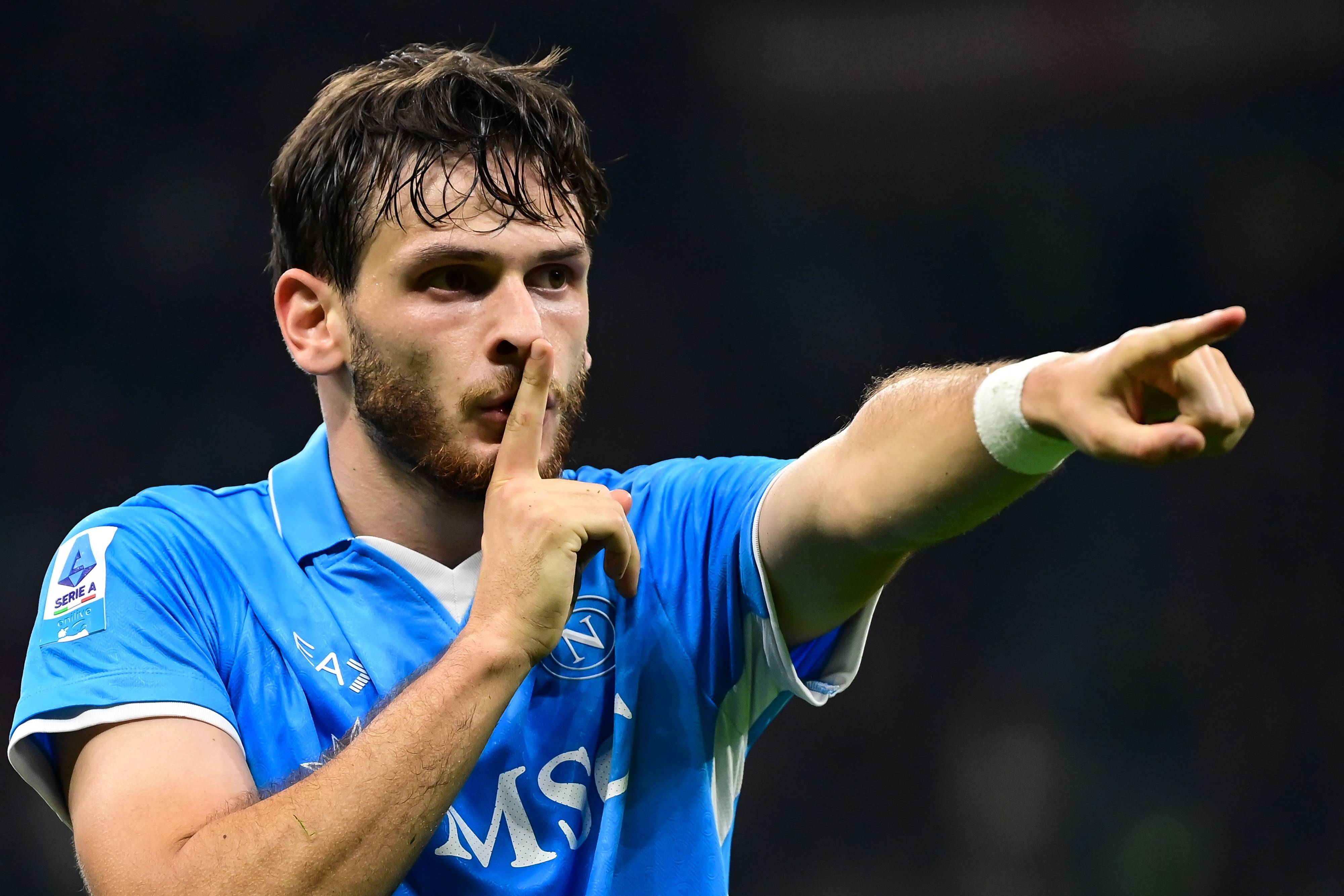 关于那不勒斯客场赢球，排名跃升的信息