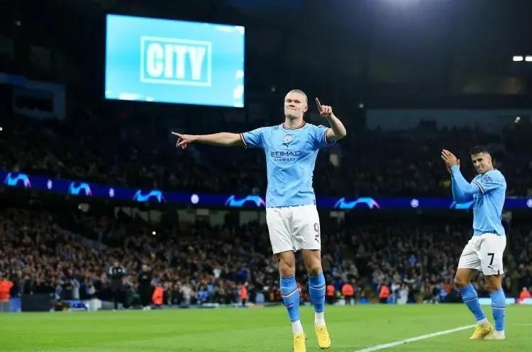 阿布扎比队问鼎金字塔终点