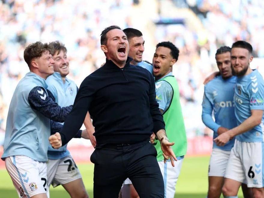 利兹联客场爆冷输给伯恩利，逐渐失去争冠希望