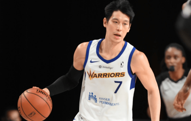 包含水花队三分球连续命中，火力全开的词条