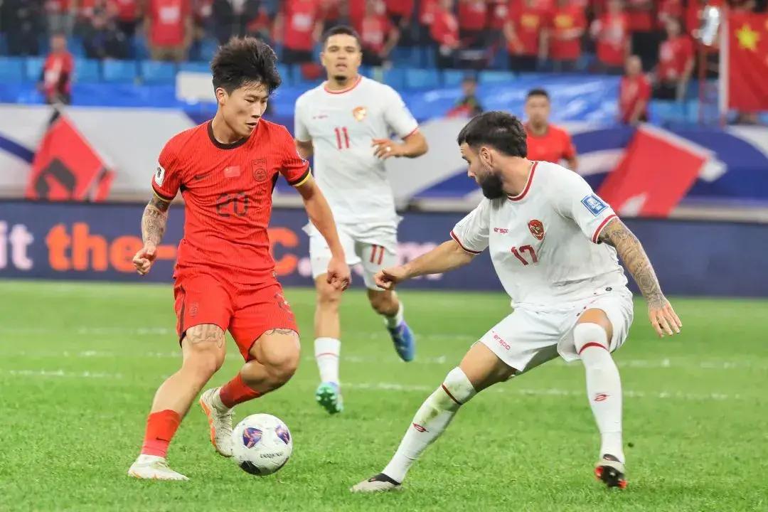 亚洲球队展现出色实力，稳定取胜