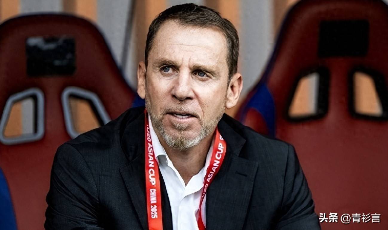 沃尔夫斯堡主帅赞誉年轻球员表现