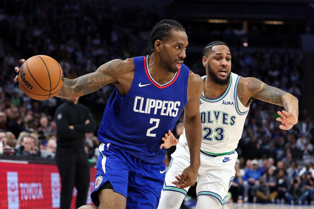 快船击败森林狼，保持不败