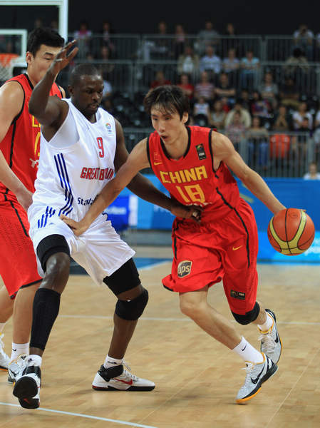 英国篮球联赛冠军产生，赛场激烈角逐