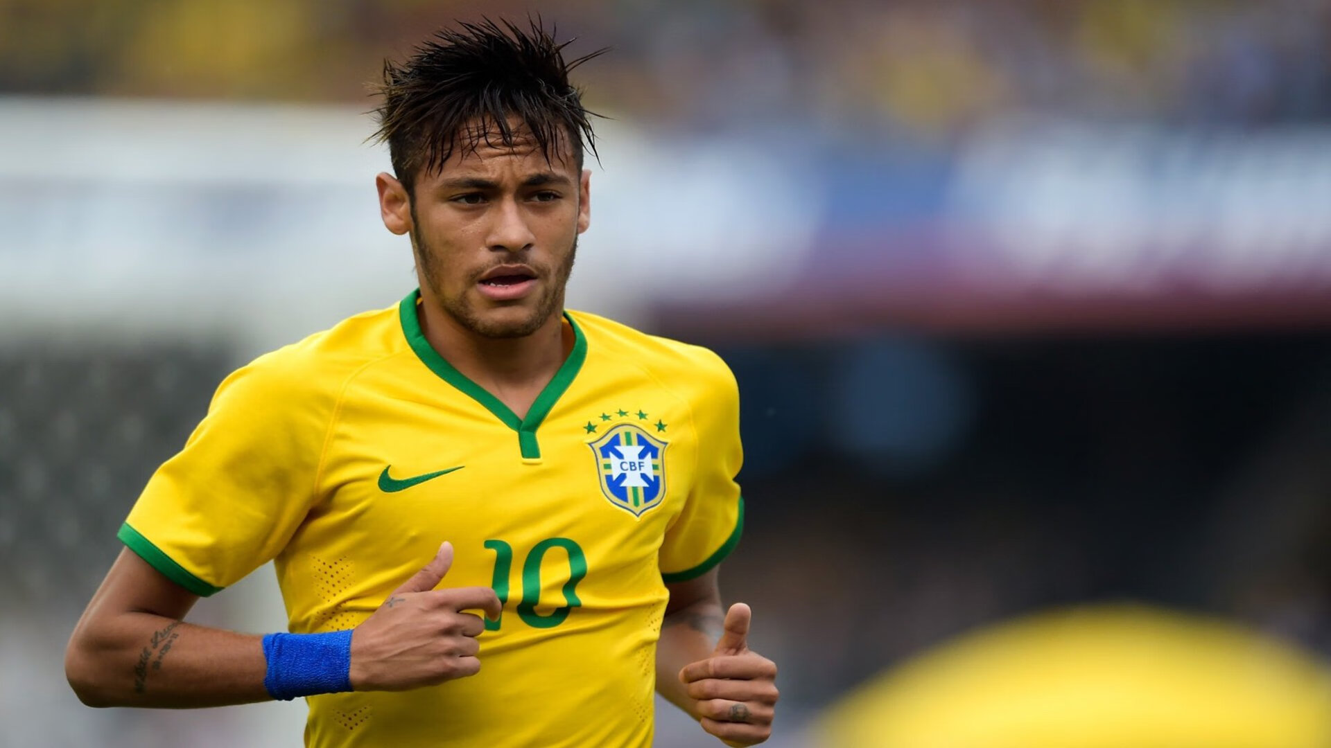 水花重炮轰碎天穹，国王铁蹄踏平蜂群，克莱·汤普森的唯一性宣言