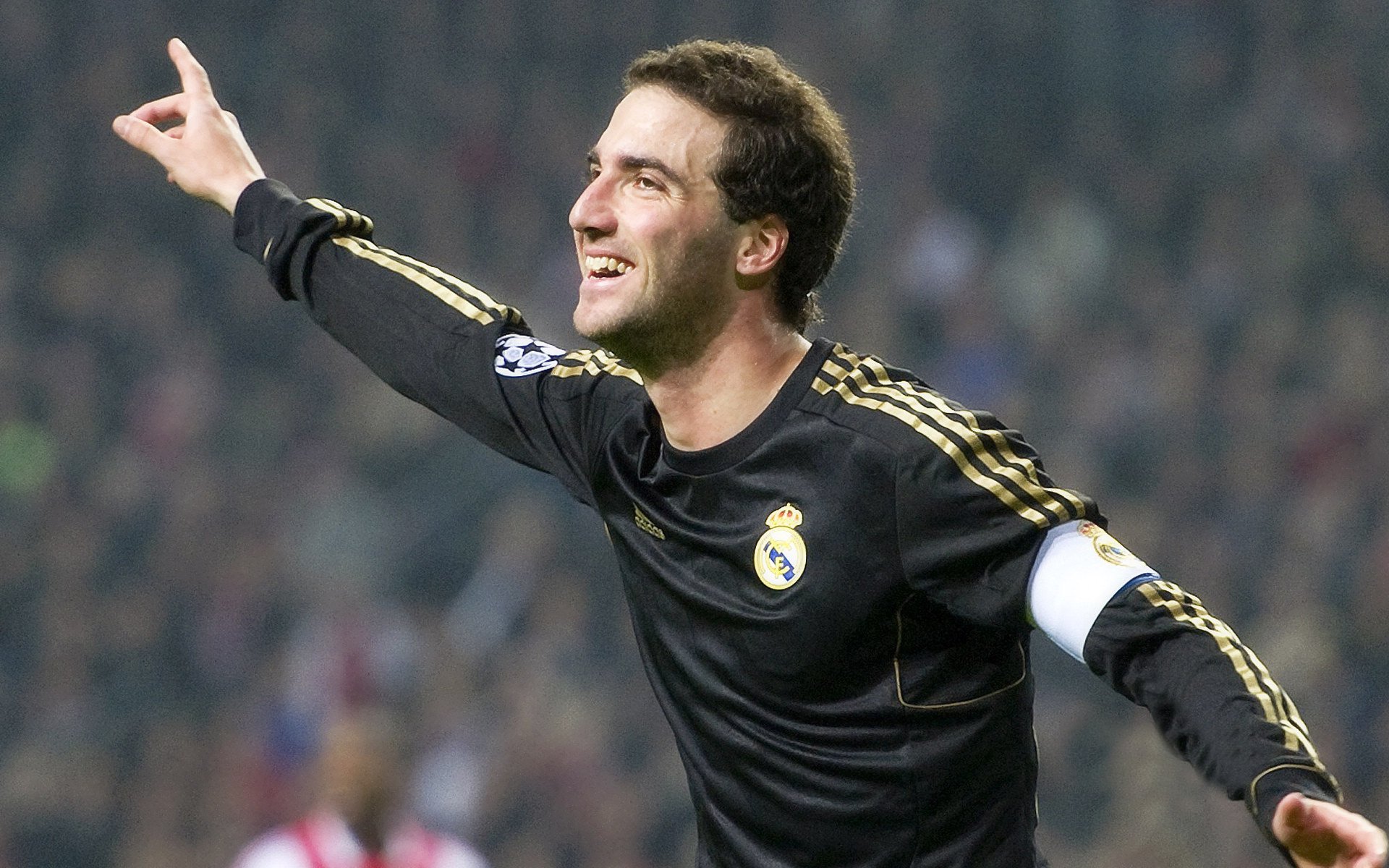 双线逆转！桃田贤斗一局未失定乾坤，日本队绝境翻盘丹麦队